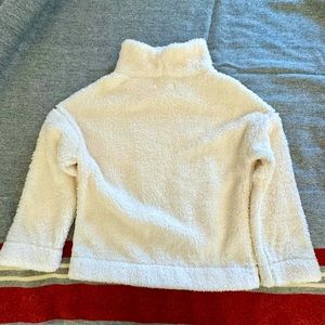 Women’s GAP Body fleece pull over mock neck.